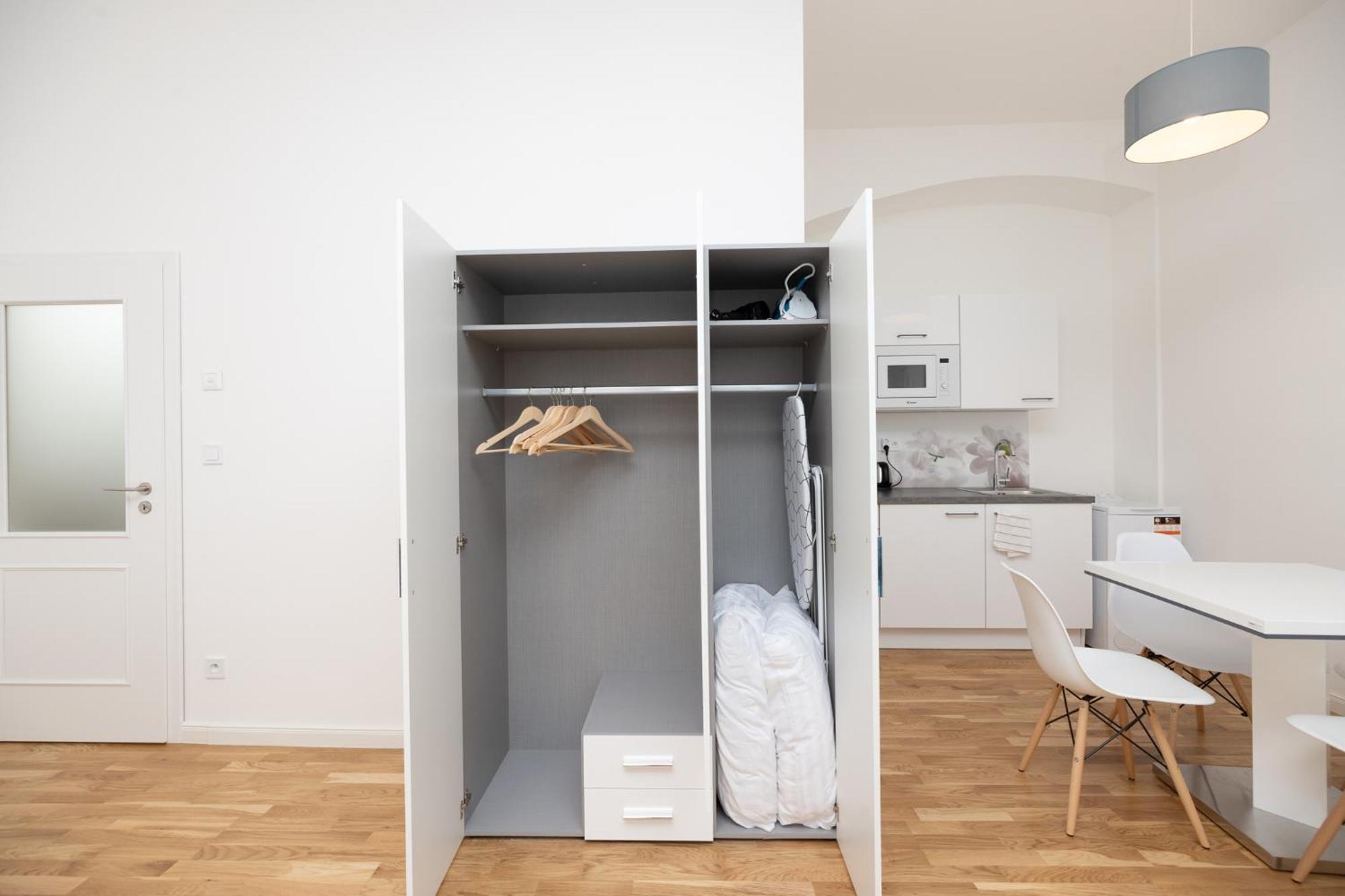 Apartment Petrska Прага Экстерьер фото